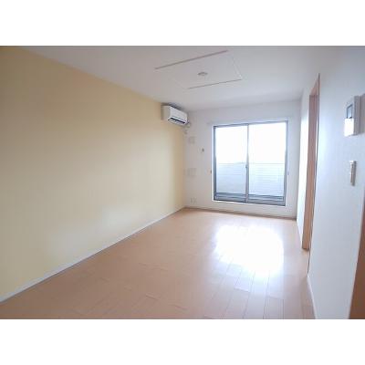 ピュア・フレイズ 203【管理NO：1-018756401-02030】 ★家具家電は申し込み後に搬入しますの物件写真2