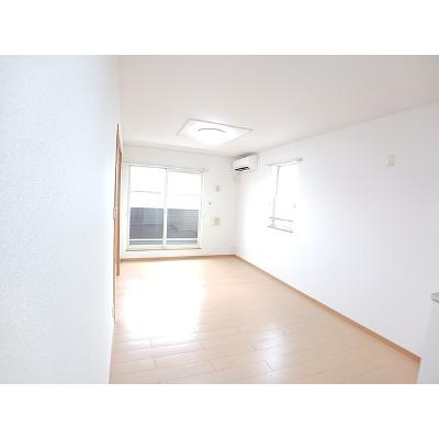 フィ－ルドインビレッジＢ 204【管理NO：1-014811402-02040】 ★家具家電は申し込み後に搬入しますの物件写真2