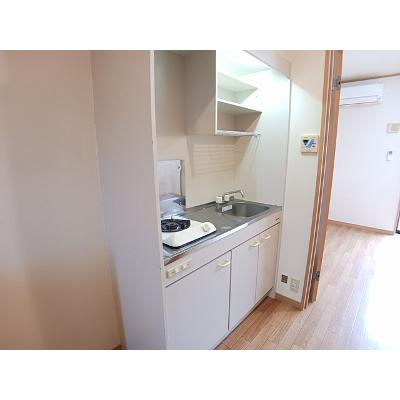 薫風館 202【管理NO：1-013239201-02020】 ★家具家電は申し込み後に搬入しますの物件写真3
