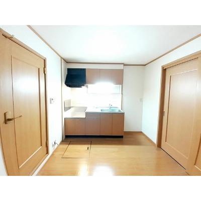 ファミールＴＢ 101【管理NO：1-012007002-01010】 ★家具家電は申し込み後に搬入しますの物件写真3