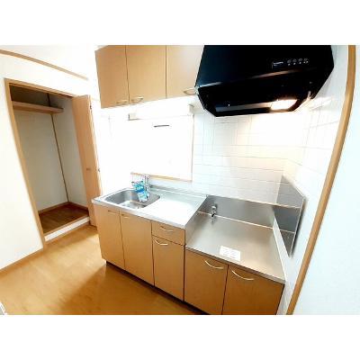 プリムローズＡ 201【管理NO：1-011866101-02010】 ★家具家電は申し込み後に搬入します★の物件写真3