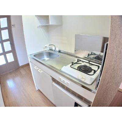 ロ－タスビレジ二番館 104【管理NO：1-009376102-01040】 ★家具家電は申し込み後に搬入しますの物件写真3