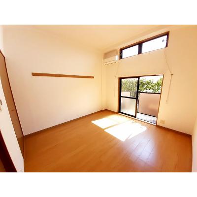 グランベールえぞえ 102【管理NO：1-009318701-01020】 ★家具家電は申し込み後に搬入しますの物件写真2