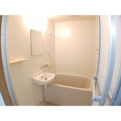 グランベールえぞえ 102【管理NO：1-009318701-01020】 ★家具家電は申し込み後に搬入しますの物件写真4