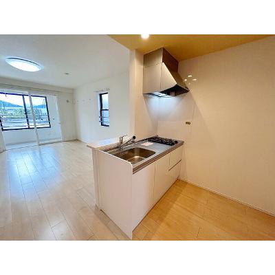 サニーガーデンⅠ 205【管理NO：1-024568701-02050】 ★家具家電は申し込み後に搬入します 2026年07月中旬入居可能の物件写真3