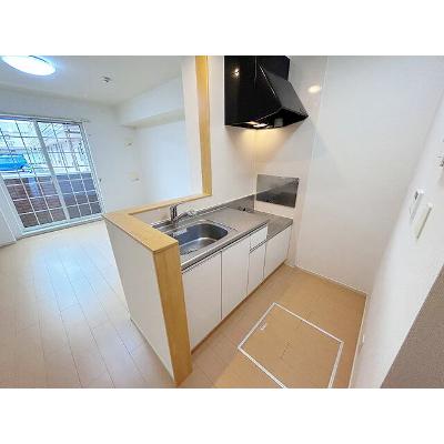 イーリス東唐津 103【管理NO：1-018974301-01030】 ★家具家電は申し込み後に搬入しますの物件写真3