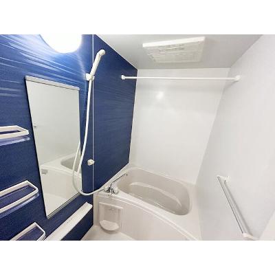 イーリス東唐津 103【管理NO：1-018974301-01030】 ★家具家電は申し込み後に搬入しますの物件写真4