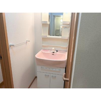 ラフィーネⅡ 202【管理NO：1-013363401-02020】 ★家具家電は申し込み後に搬入しますの物件写真6