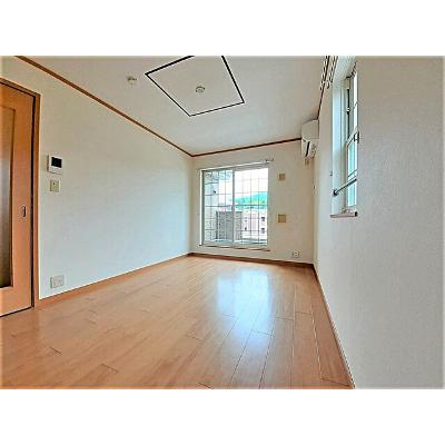 アウローラサキＢ 201【管理NO：1-012876702-02010】 ★家具家電は申し込み後に搬入しますの物件写真2