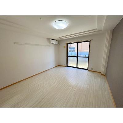 サンパティオ 102【管理NO：1-099269501-01020】 ★家具家電は申し込み後に搬入しますの物件写真2
