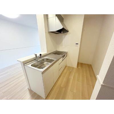 ディオピーノⅡ 202【管理NO：1-027967802-02020】 ★家具家電は申し込み後に搬入します★の物件写真3