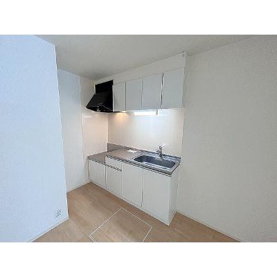 ベイサイド　コッティ　Ⅱ 101【管理NO：1-022214402-01010】 ★家具家電は申し込み後に搬入します★の物件写真3