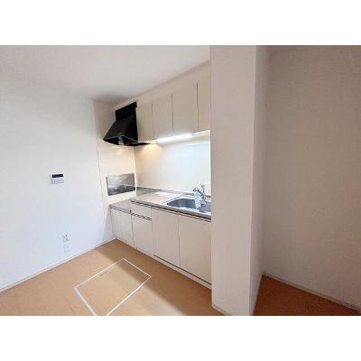 クヴェレ　Ⅱ 103【管理NO：1-020631102-01030】 ★家具家電は申し込み後に搬入しますの物件写真3
