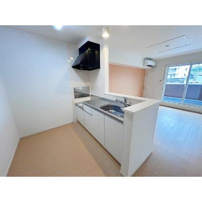 ロイヤルコーポＡ 202【管理NO：1-020505301-02020】 ★家具家電は申し込み後に搬入しますの物件写真3
