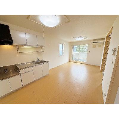 コースト　フロー 201【管理NO：1-017327601-02010】 ★家具家電は申し込み後に搬入します★の物件写真2