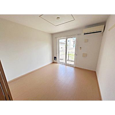 ローズマリー　Ⅲ 102【管理NO：1-016628503-01020】 ★家具家電は申し込み後に搬入します★の物件写真2