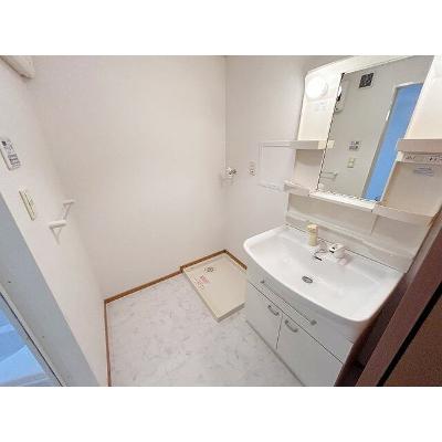 コモドポスト 201【管理NO：1-014800101-02010】 ★家具家電は申し込み後に搬入しますの物件写真6