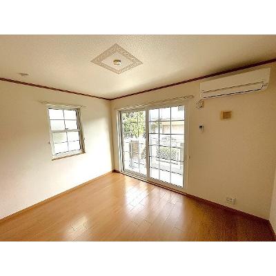 グリーンハイツ・リキⅡ 102【管理NO：1-013277601-01020】 ★家具家電は申し込み後に搬入します★の物件写真2