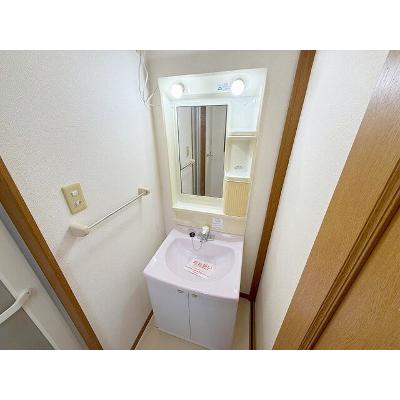 apartment 佐賀県伊万里市二里町八谷搦２２番地１８ 

↓地図はこちらから