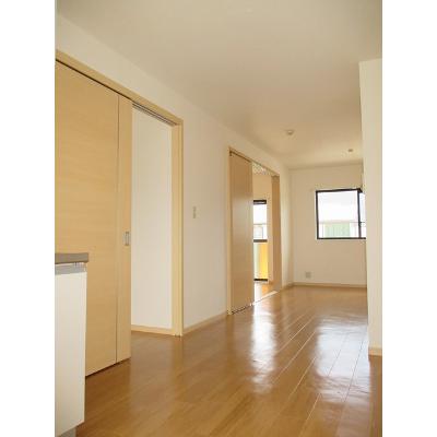 パロス壱番館 202【管理NO：1-007055701-02020】 ★家具家電は申し込み後に搬入します 2026年07月中旬入居可能の物件写真2