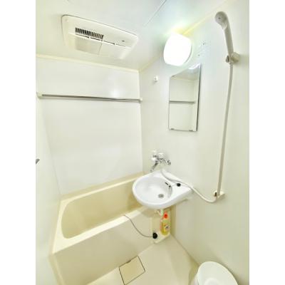 ★格安キャンペーン実施中　※詳細は窓口まで★　G-style.BB東京　日本橋　馬喰町駅前3B（禁煙）【嬉しいインターネット料金込み♪食器類や調理器具等の生活備品も日額料金に含んでいます♪】の物件写真4