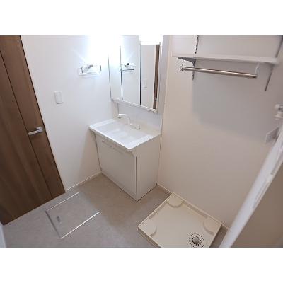リベーラレシデンシア 204【管理NO：1-028492301-02040】 ★家具家電は申し込み後に搬入しますの物件写真6