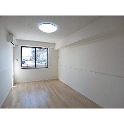 フラワーハイツ弐番館 103【管理NO：1-028257002-01030】 ★家具家電は申し込み後に搬入します★の物件写真2