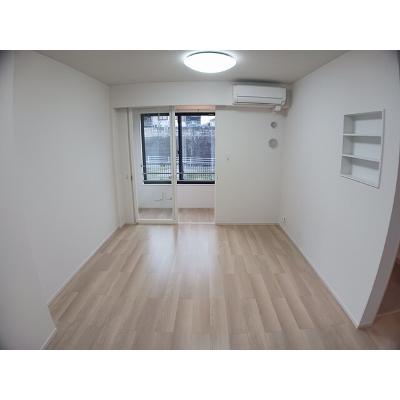 プラシードヒル　Ⅹ 102【管理NO：1-028107802-01020】 ★家具家電は申し込み後に搬入します★の物件写真2