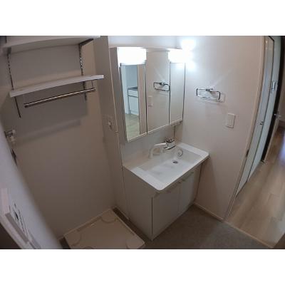 プラシードヒル　Ⅹ 102【管理NO：1-028107802-01020】 ★家具家電は申し込み後に搬入します★の物件写真6