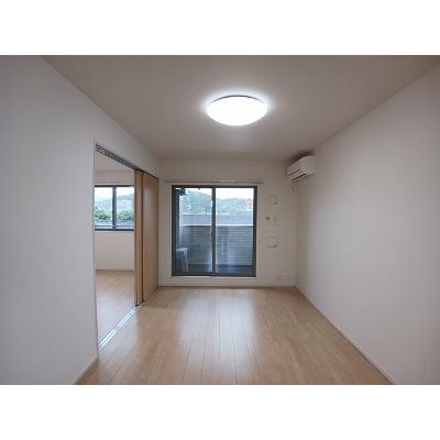 グランドソレイユ川内 304【管理NO：1-024036801-03040】 ★家具家電は申し込み後に搬入しますの物件写真2