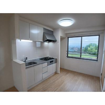 グランドソレイユ川内 304【管理NO：1-024036801-03040】 ★家具家電は申し込み後に搬入しますの物件写真3