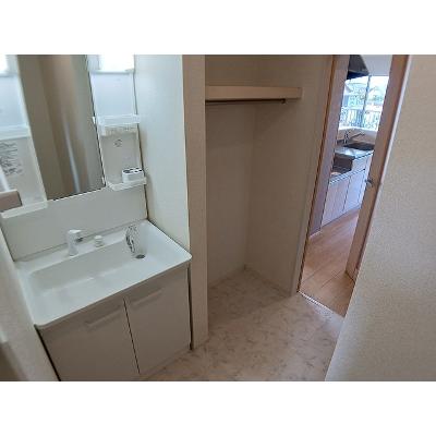 ポモドーロⅡ 203【管理NO：1-022005502-02030】 ★家具家電は申し込み後に搬入しますの物件写真6