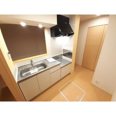 ベルローズ 102【管理NO：1-021049201-01020】 ★家具家電は申し込み後に搬入しますの物件写真3