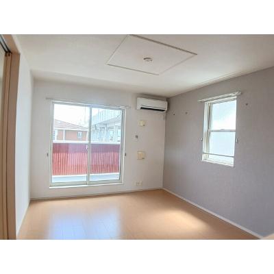 プリムローズ　ネオ 202【管理NO：1-019203101-02020】 ★家具家電は申し込み後に搬入しますの物件写真2