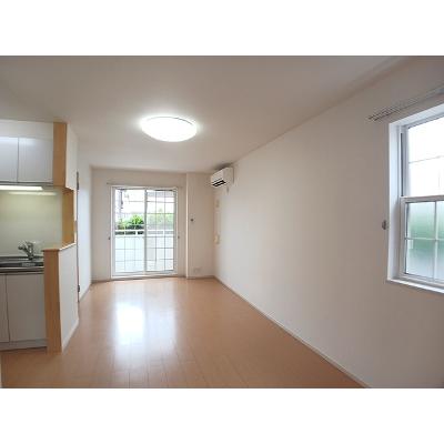サンリット古町 101【管理NO：1-018800801-01010】 ★家具家電は申し込み後に搬入します★の物件写真2