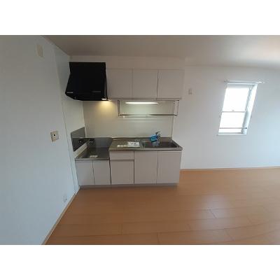 フラワーガーデンⅠ 202【管理NO：1-015977901-02020】 ★家具家電は申し込み後に搬入しますの物件写真3