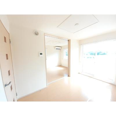 クレアコート 101【管理NO：1-020305601-01010】 ★家具家電は申し込み後に搬入します 2026年07月上旬入居可能の物件写真2