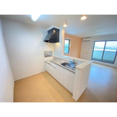 アルバカーサＭ 204【管理NO：1-018593701-02040】 ★家具家電は申し込み後に搬入します 2026年08月上旬入居可能の物件写真3