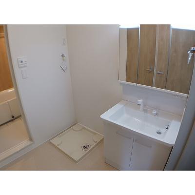 グレイス 102【管理NO：1-028234801-01020】 ★家具家電は申し込み後に搬入しますの物件写真6