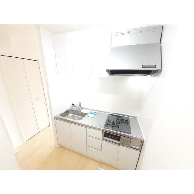 サンフォレスト川良 101【管理NO：1-024301801-01010】 ★家具家電は申し込み後に搬入します 2026年07月中旬入居可能の物件写真3