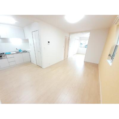 ｃｈｅｒｒｙ　ｌａｎｅ 204【管理NO：1-023912201-02040】 ★家具家電は申し込み後に搬入しますの物件写真2