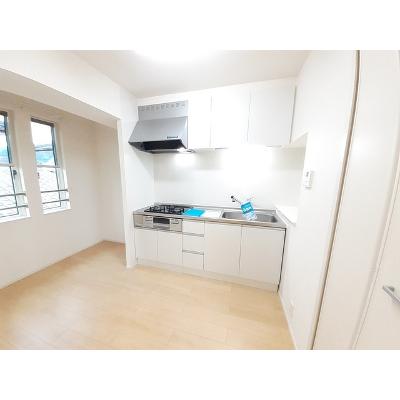 ｃｈｅｒｒｙ　ｌａｎｅ 204【管理NO：1-023912201-02040】 ★家具家電は申し込み後に搬入しますの物件写真3
