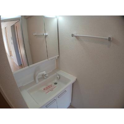 オーフィールドⅢ　Ｂ 203【管理NO：1-023834202-02030】 ★家具家電は申し込み後に搬入しますの物件写真6
