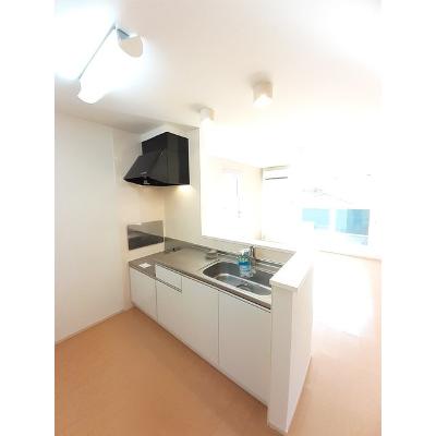 メビウスＢ 201【管理NO：1-020119602-02010】 ★家具家電は申し込み後に搬入します 2026年07月中旬入居可能の物件写真3