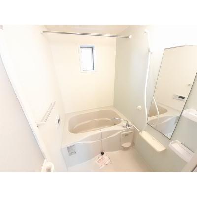 ラニエ・ガーデン 101【管理NO：1-019045701-01010】 ★家具家電は申し込み後に搬入しますの物件写真4