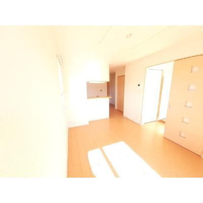 グラース・メゾン 101【管理NO：1-018697301-01010】 ★家具家電は申し込み後に搬入しますの物件写真2
