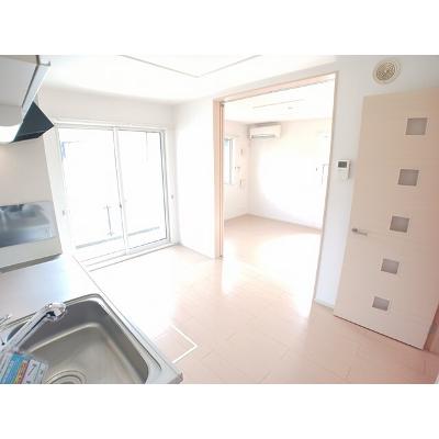 クラール　ブリーゼ 102【管理NO：1-016963401-01020】 ★家具家電は申し込み後に搬入しますの物件写真2