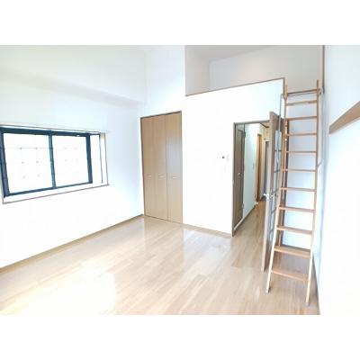 プラシードＩ 203【管理NO：1-012208001-02030】 ★家具家電は申し込み後に搬入しますの物件写真2