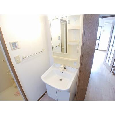 プラシードＩ 101【管理NO：1-012208001-01010】 ★家具家電は申し込み後に搬入しますの物件写真6