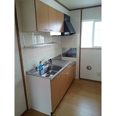 メゾン　サンパティーク 201【管理NO：1-010636301-02010】 ★家具家電は申し込み後に搬入します 2026年08月中旬入居可能の物件写真3